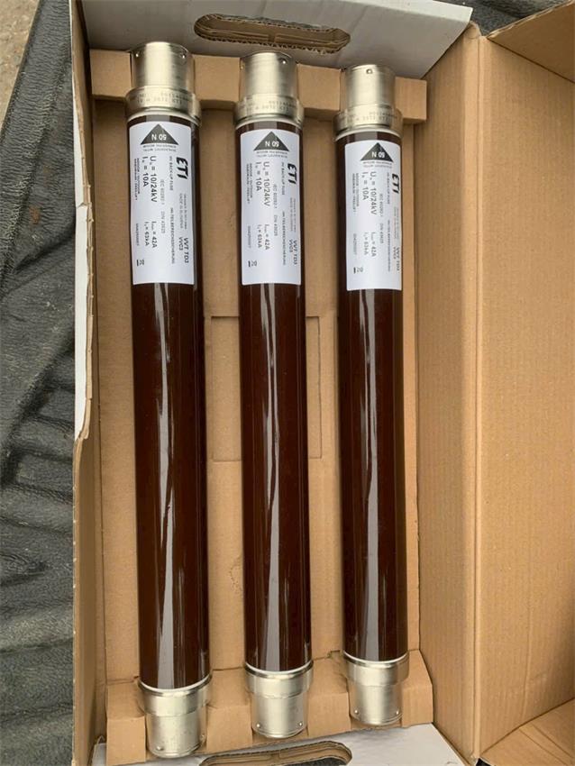 Giá bán: 100,000, Điện thoại: 0904592168, quanglan77.ant@gmail.com