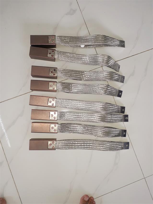 Giá bán: 100,000, Điện thoại: 0982209282, quanglan77.ant@gmail.com