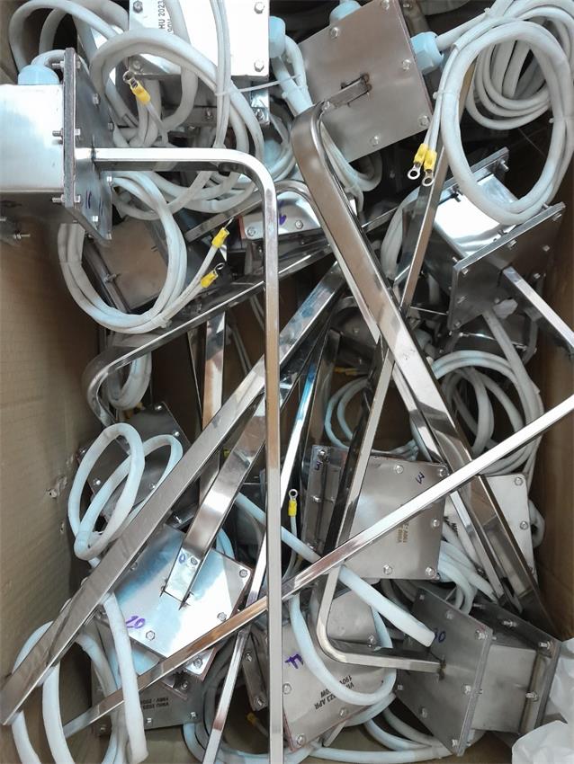 Giá bán: 100,000, Điện thoại: 0982209282, quanglan77.ant@gmail.com